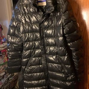 Moncler womens puffer coat
